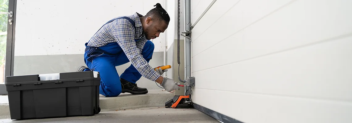 Repair Garage Door Not Closing But Light Flashing in Port Charlotte, FL