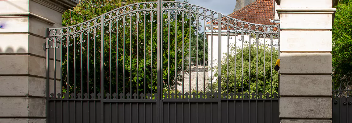Wooden Swing Gate Repair in Port Charlotte, FL